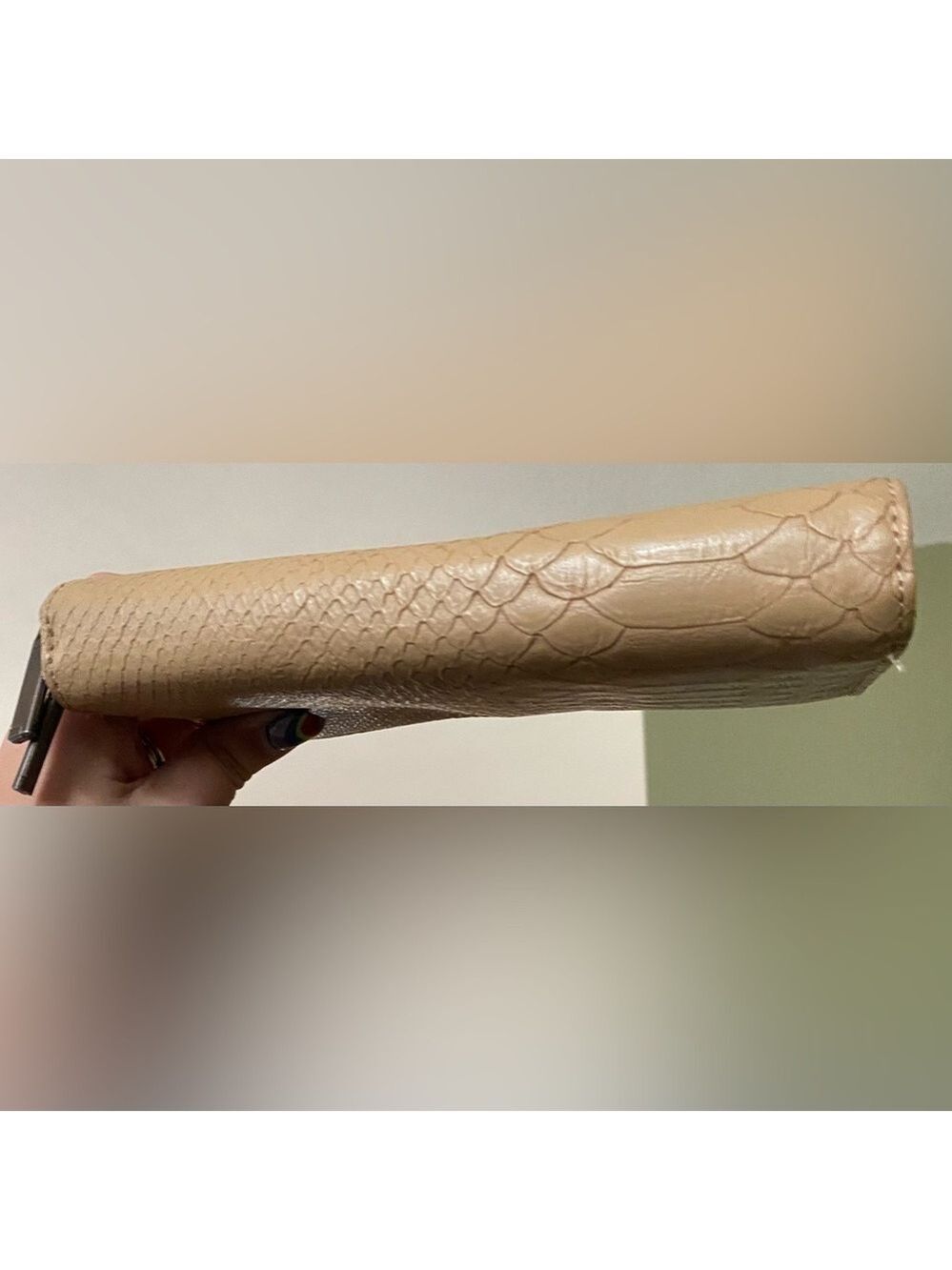 Steve Madden Python Beige Wallet - Picture 5 of 16